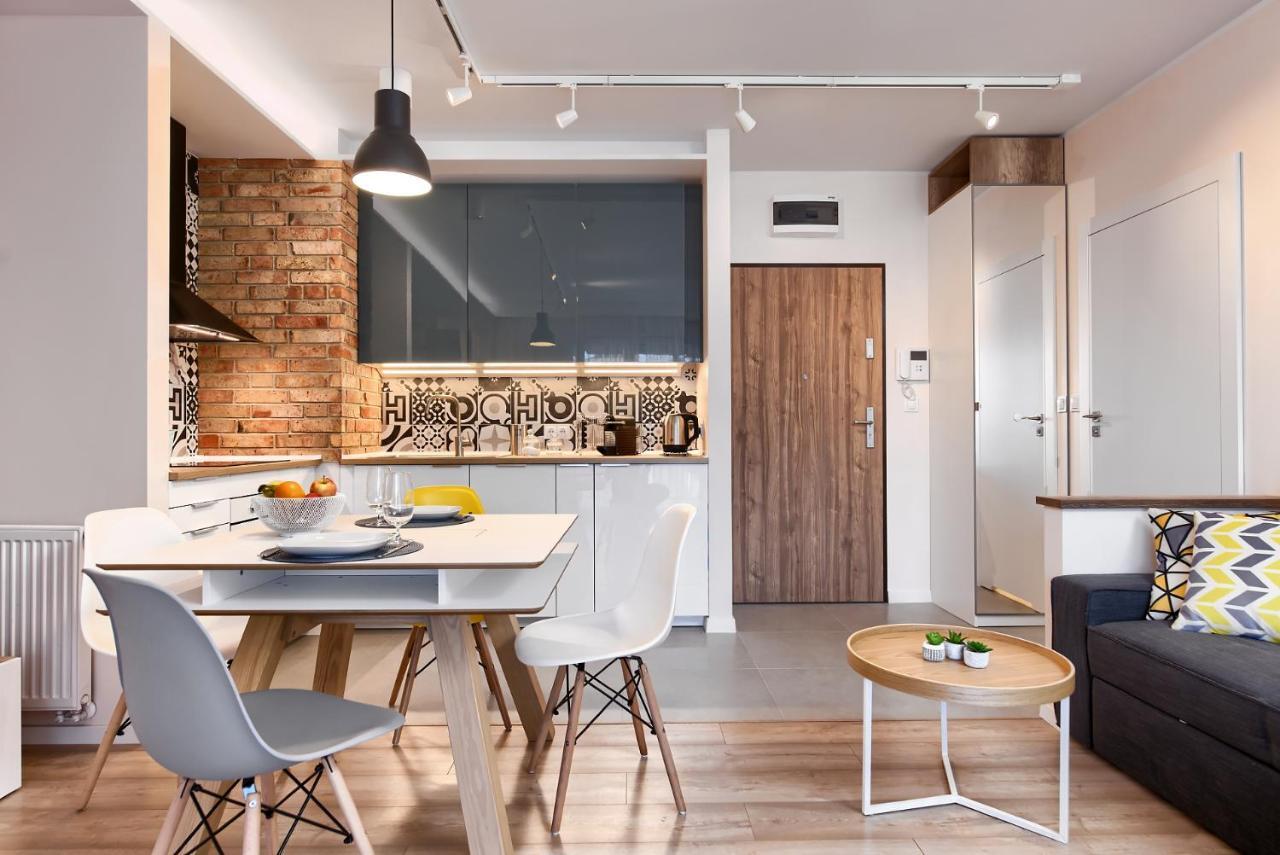 City Centre Modern Apartment Poznan Free Parking Екстер'єр фото